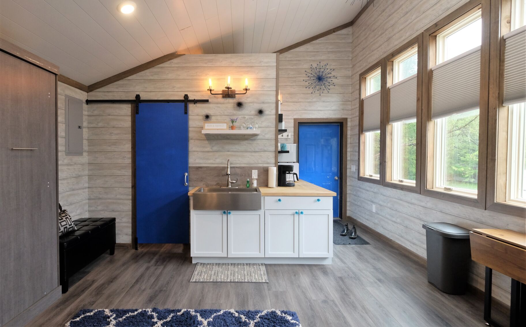 Sanctuary-kitchenette 2.JPG